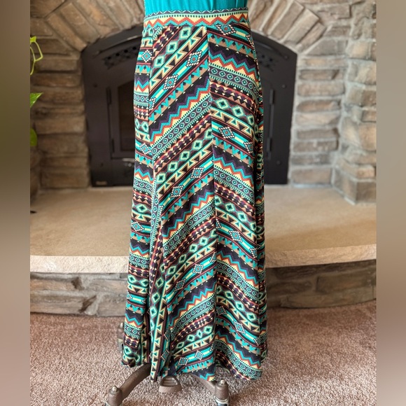 🚩Double D Ranch Turquoise and Brown Patterned Maxi Skirt Size: Medium - Picture 1 of 6